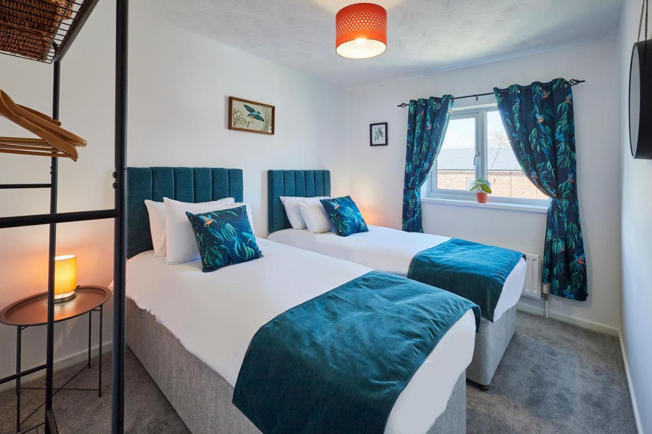 Host & Stay - Cleveland Rest Loftus Bagian luar foto